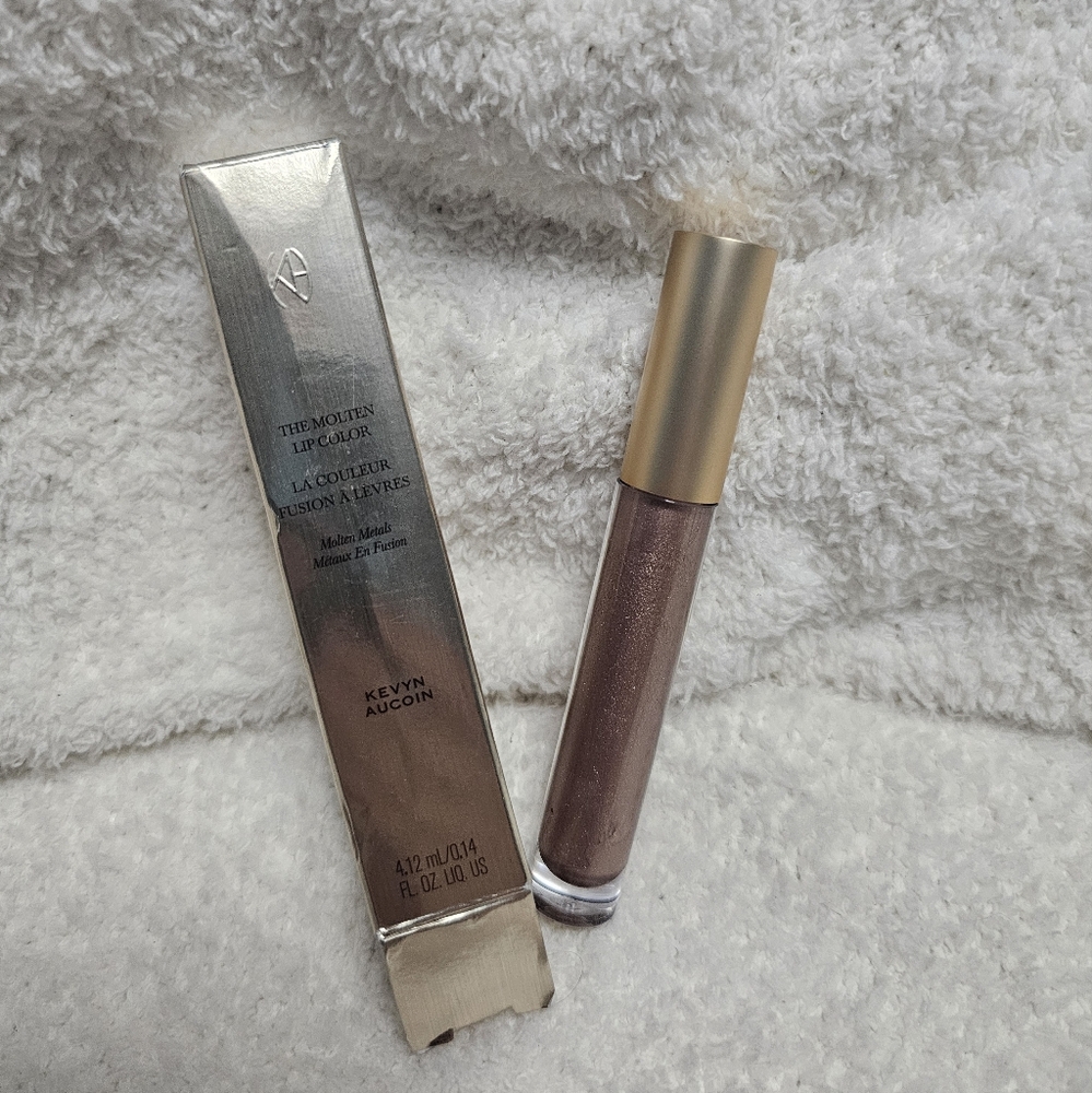 Kevyn Aucoin Molten Lip Color in the shade "Titanium."